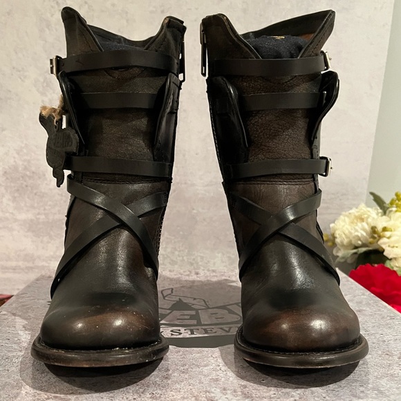 BNIB Freebird by Steven “Baker” Boot Sz 6, New in Box - Picture 7 of 16